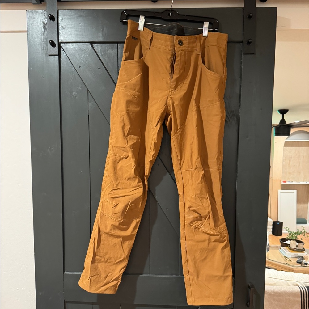 KUHL hiking pants 32x30 barely used